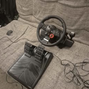 Müüa ps simulator rool koos pedaalidega Logitech Driving For
