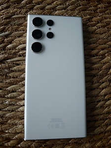 Samsung galaxy s23 ultra (1 foto / 3)