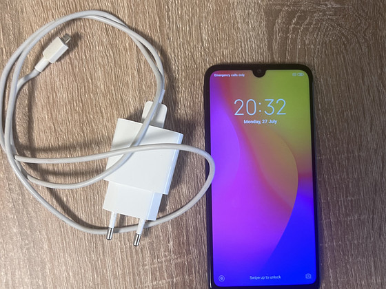 Mobiiltelefon Redmi 7