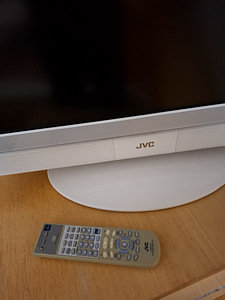JVC teler puldiga (2 foto / 3)