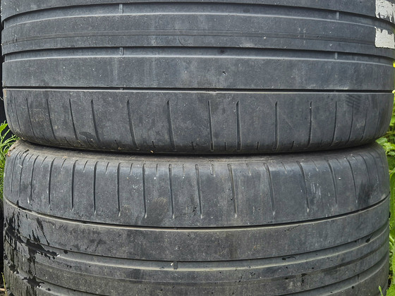 R21 Pirelli 305/30/21 - 2 шт. - установка