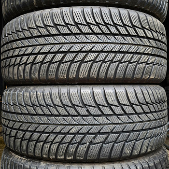R18 Bridgestone M+S 225/45/18 - 7mm - DOT24 - paigaldus