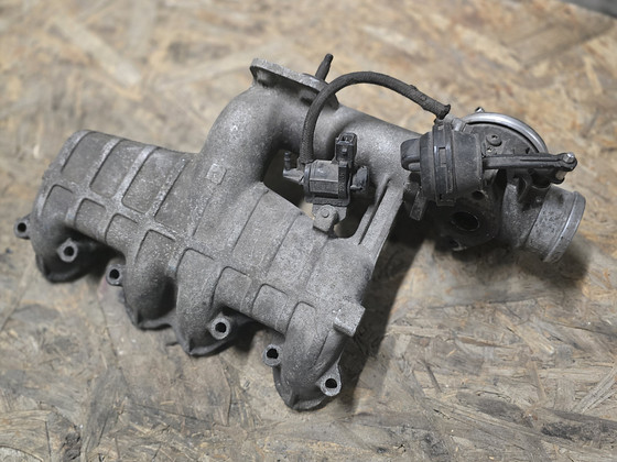 1.9 TDI впускной коллектор с клапаном EGR (VAG)