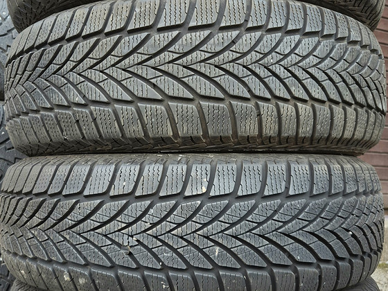 R15 Goodyear M+S 195/65/15 - 7мм - установка
