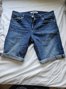 Uued Calvin Klein Jeans meeste lühikesed püksid (1 foto / 6)