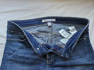 Uued Calvin Klein Jeans meeste lühikesed püksid (3 foto / 6)