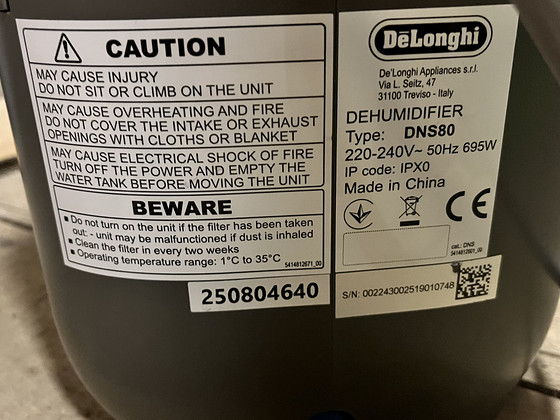 Осушитель DELONGHI DNS80 DEHUMIDIFIER 20L