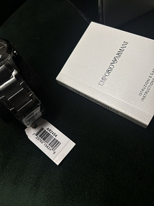 Emporio Armani AR2454 meeste kell, UUS/kasutamata (3 foto / 4)