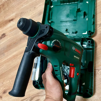 Перфоратор Bosch PBH 2100 RE, мало б/у