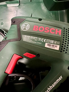 Перфоратор Bosch PBH 2100 RE, мало б/у (4 фото из 4)
