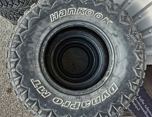 Шины R16 AT Hankook 285/75/16 - установка (2 фото из 2)