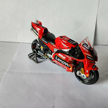 Ducati mudel 1:18