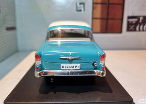 Модель Opel Olympia 1957 (8 фото из 8)