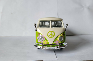 Volkswagen VW Samba Hippie Bus mudel (8 foto / 9)