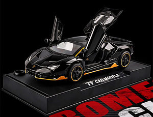 Модель автомобиля Lamborghini Centenario (3 фото из 8)