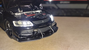 Mitsubishi Lancer Evolution mudelauto mudel (2 foto / 7)
