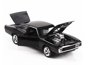 Dodge Challenger mudel mudelauto 1:32 (4 foto / 7)
