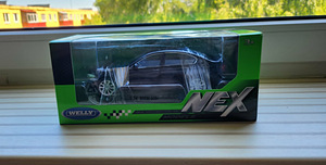BMW 535i 1:24 mudel (7 foto / 8)