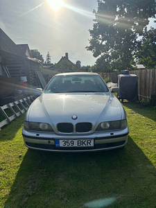 BMW e39 (1 фото из 6)