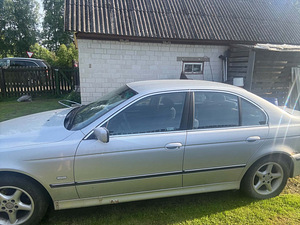 BMW e39 (4 фото из 6)