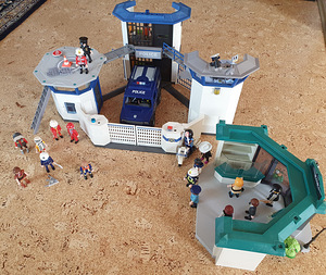Playmobil (1 фото из 2)