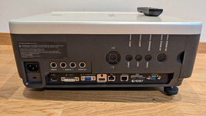 Projektor Canon XEED WUX6010 (3 foto / 5)