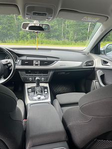 Продаётся Audi A6 (3 фото из 7)