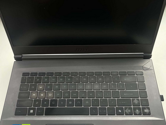 Müüa heas seisukorras MSI Thin 15 B12UC mängu-tööarvuti.
