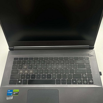 Müüa heas seisukorras MSI Thin 15 B12UC mängu-tööarvuti.