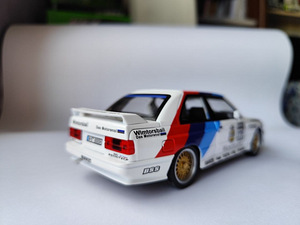 Модель BMW M3 E30 1:24 (3 фото из 10)