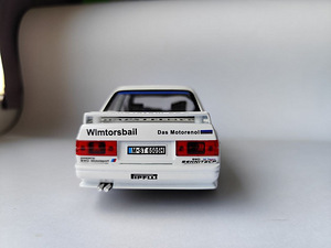 Модель BMW M3 E30 1:24 (8 фото из 10)