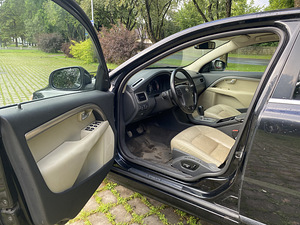 M/V Volvo s80 2.4D 136kw atm 2006 (4 foto / 10)