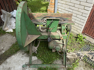Циркулярная пила с рамой 3 kW (3 фото из 6)