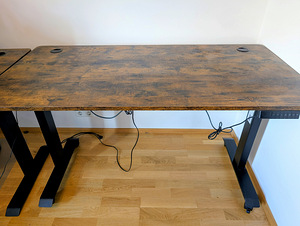 Ergonoomiline elektriline töölaud (1 foto / 4)