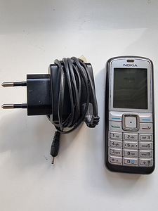Ретро телефон Nokia 6070 (4 фото из 6)