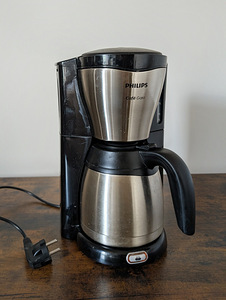 Kohvimasin Philips 1000 W 1,2 L (1 foto / 4)