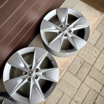 Продаются оригинальные литые диски Volvo 18” – 550 €