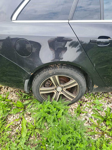 Opel Insignia (4 foto / 8)