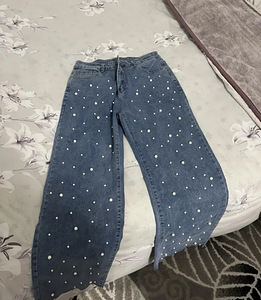 Продам новые джинсы размер s (4 фото из 4)