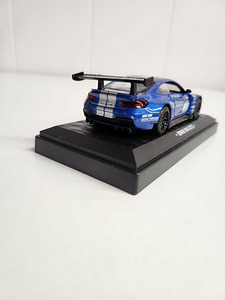Модель автомобиля BMW M6 GT3 (2 фото из 6)