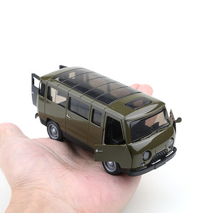 Модельный автомобиль UAZ-452 (5 фото из 5)