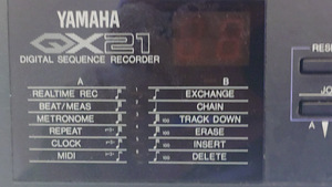 Yamaha QX21 digitaalne MIDI sekventser (2 foto / 4)
