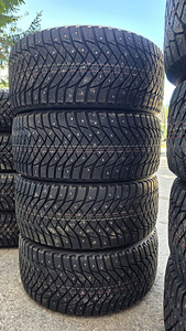 R20 rehvid 245 35 20 Goodyear Ultra Grip Arctic 2 92T XL (1 foto / 1)