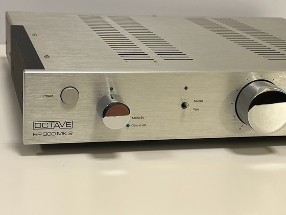 Octave HP-300 mk 2 lampeelvõimendi / Phono MC
