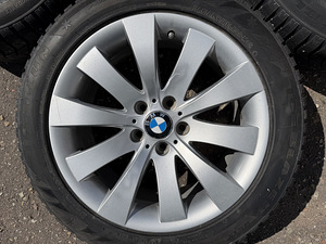 18" оригинальные диски BMW style 250 + шипованные шины 235/50/18 (2 фото из 8)