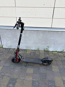 Ninebot F2 Pro самокат (1 фото из 6)