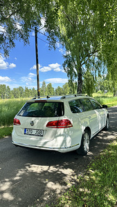 Volkswagen Passat (4 фото из 6)