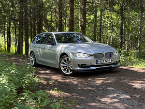 BMW 320 XDrive (9 foto / 15)