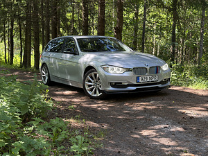 BMW 320 XDrive (10 foto / 15)