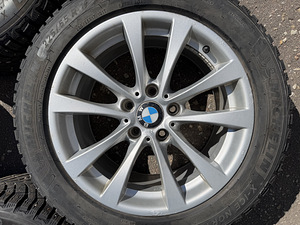 17" оригинальные диски BMW style 395 5x120 + шипованные шины 225/55 (4 фото из 7)